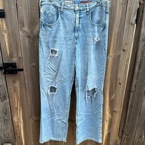 Pilcro Distressed womens straight leg jeans size 31